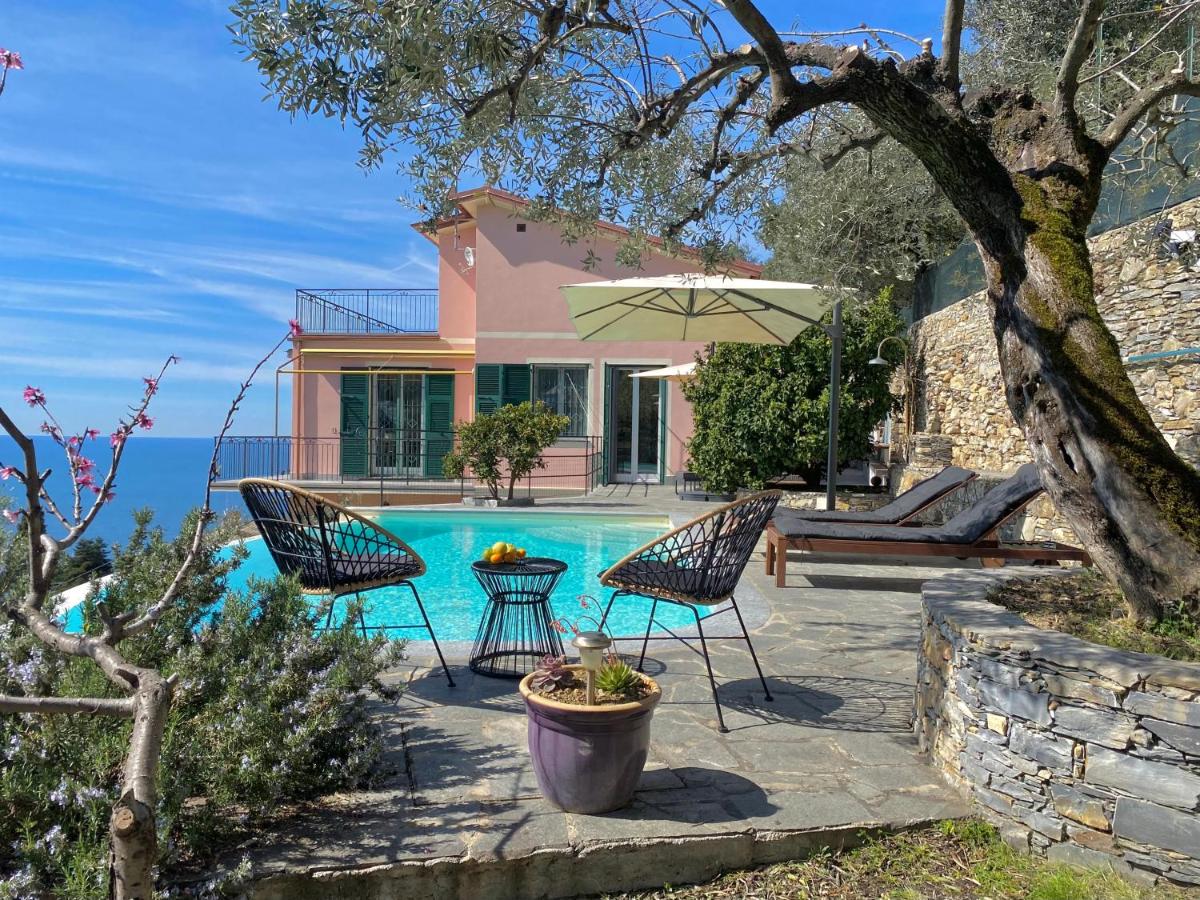 B&B Pieve Ligure - CasaViva - Ampio Trilocale vista mare con piscina - Pieve Alta - Bed and Breakfast Pieve Ligure