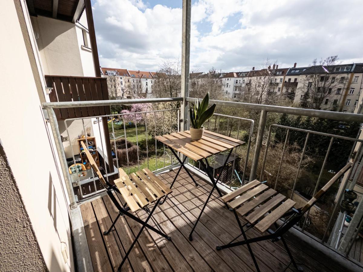 Moderne 3Zimmer Wohnung mit Netflix und Balkon - Chambres d’hôtes Leipzig