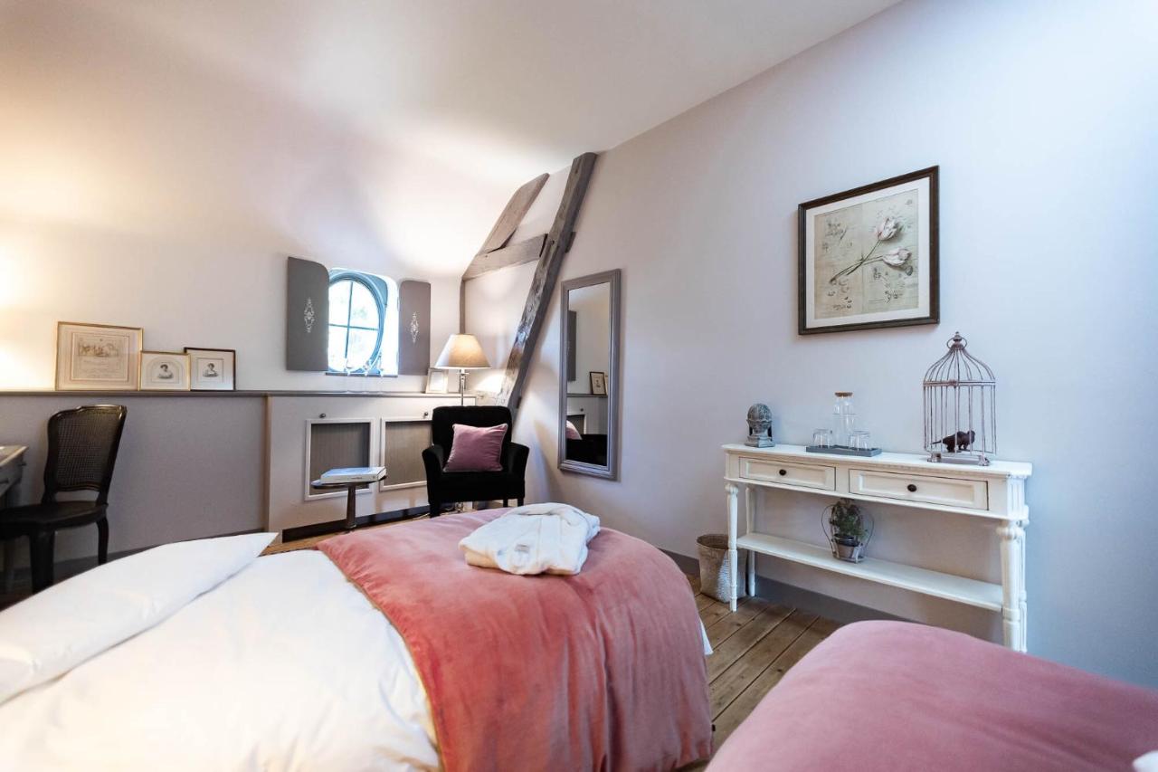 Twin Room with Shower