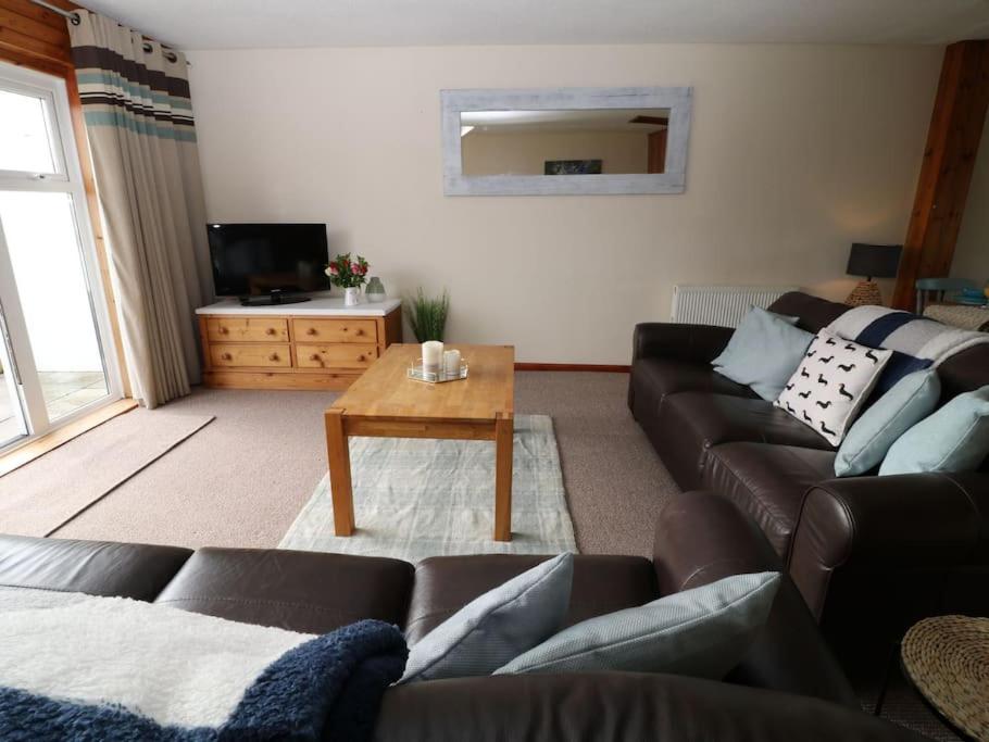 B&B Gunnislake - Cheerful spacious 2 bedroom holiday home St Anns 12 - Bed and Breakfast Gunnislake