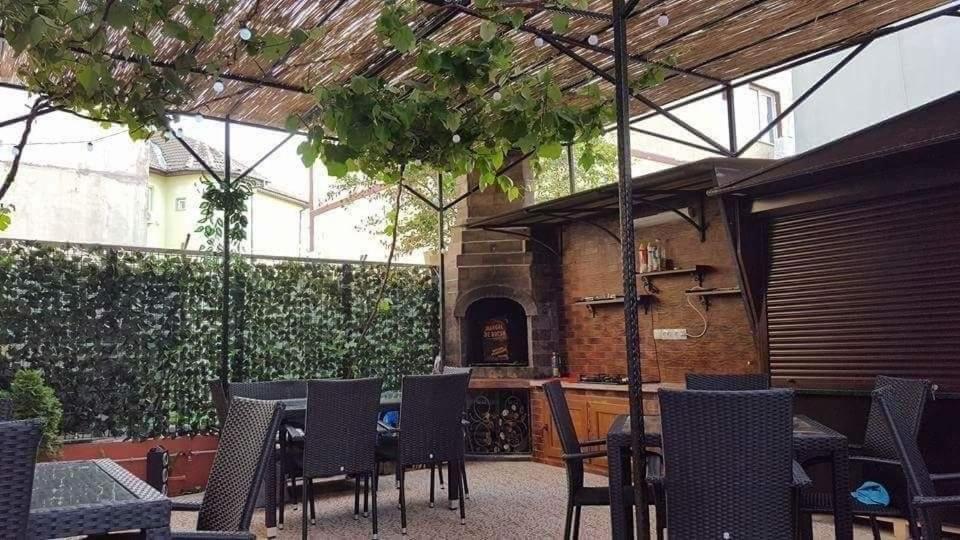 Vila Crinis - Ferienwohnung