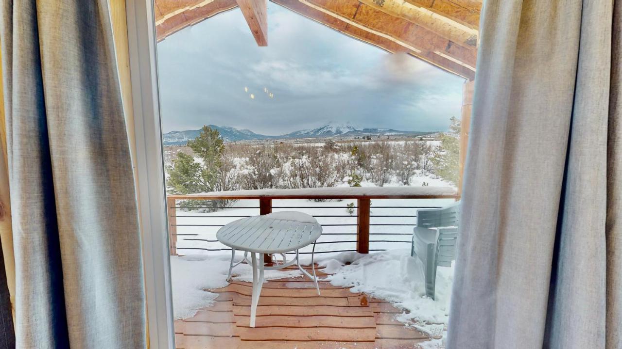 Wolf Springs Ranch #6 - B&B