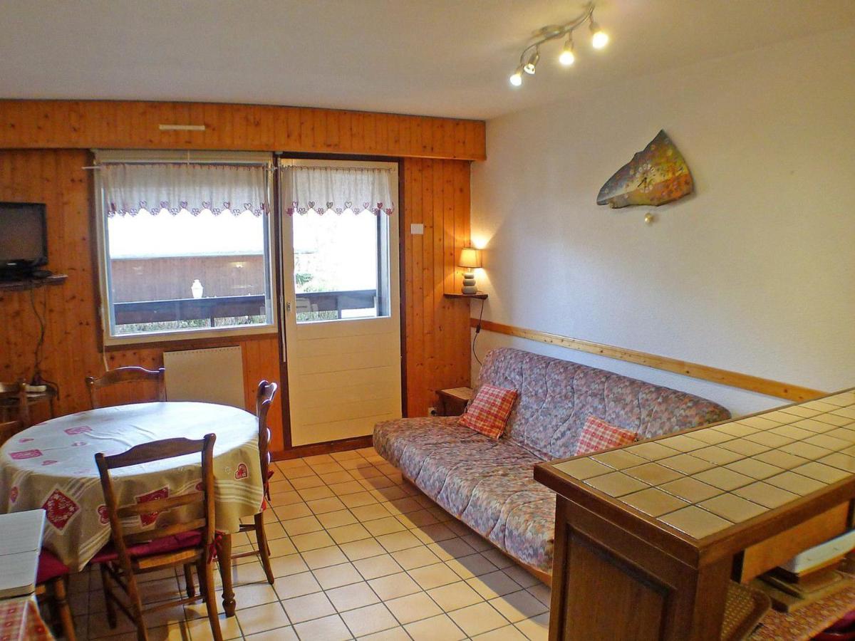 2 pièces cabine lumineux, proche centre Samoëns, animaux acceptés, parking, balcon - FR-1-629-22 - B&B