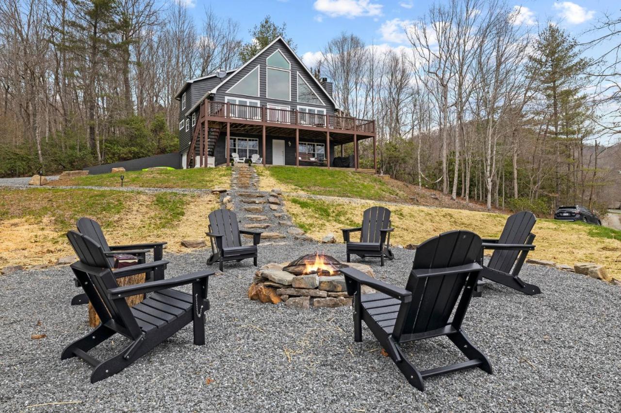 Dream Chaser Chalet at Nantahala Lake - B&B Topton