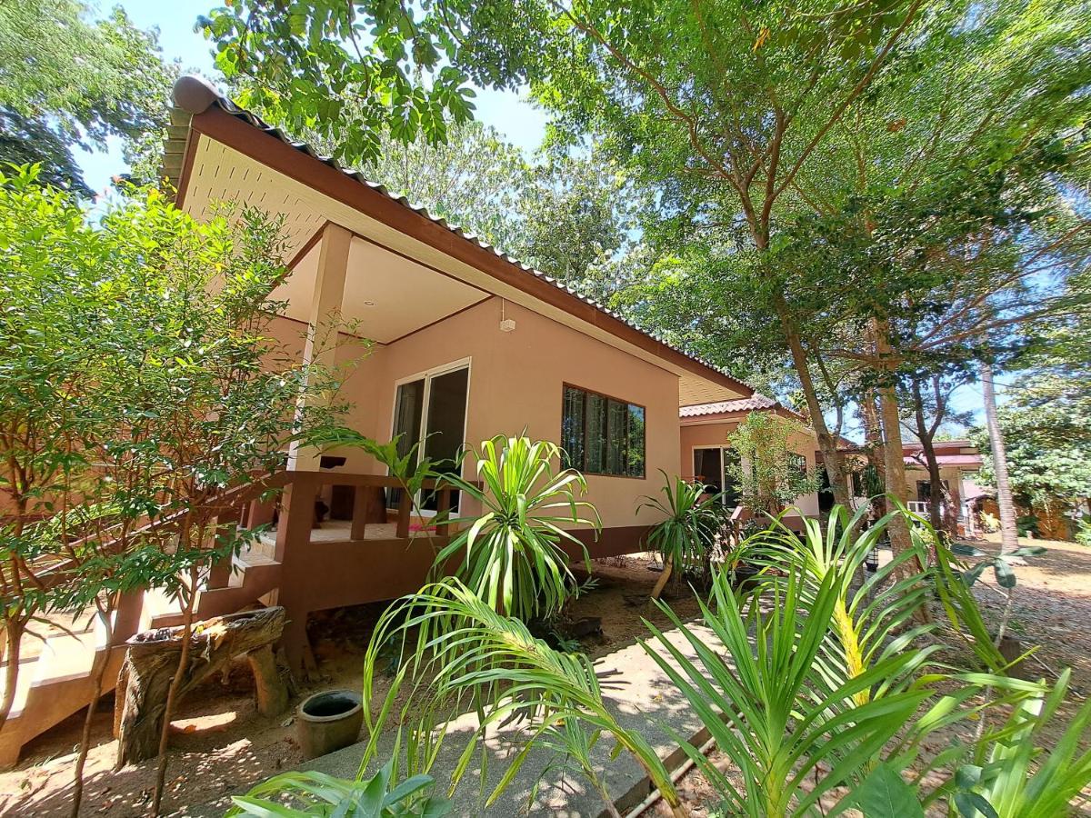 B&B Ko Lanta - Baan Long Beach - Bed and Breakfast Ko Lanta