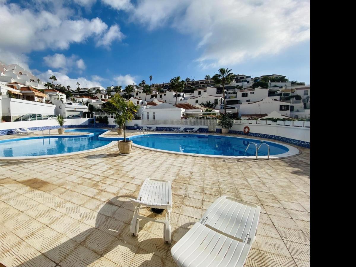 Sol y Luna Holiday Home - Bed and Breakfast Adeje