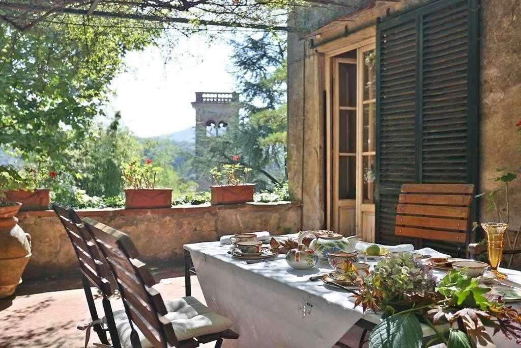 Villa Trenta Prestigious Villa Enchanting Garden - Chambres d’hôtes Lucques