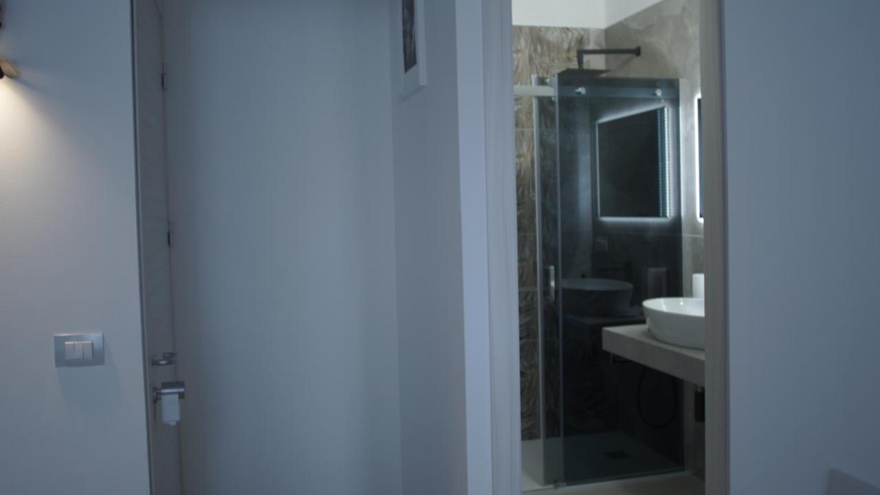 Camera Matrimoniale/Doppia con Letti Singoli con Bagno Privato