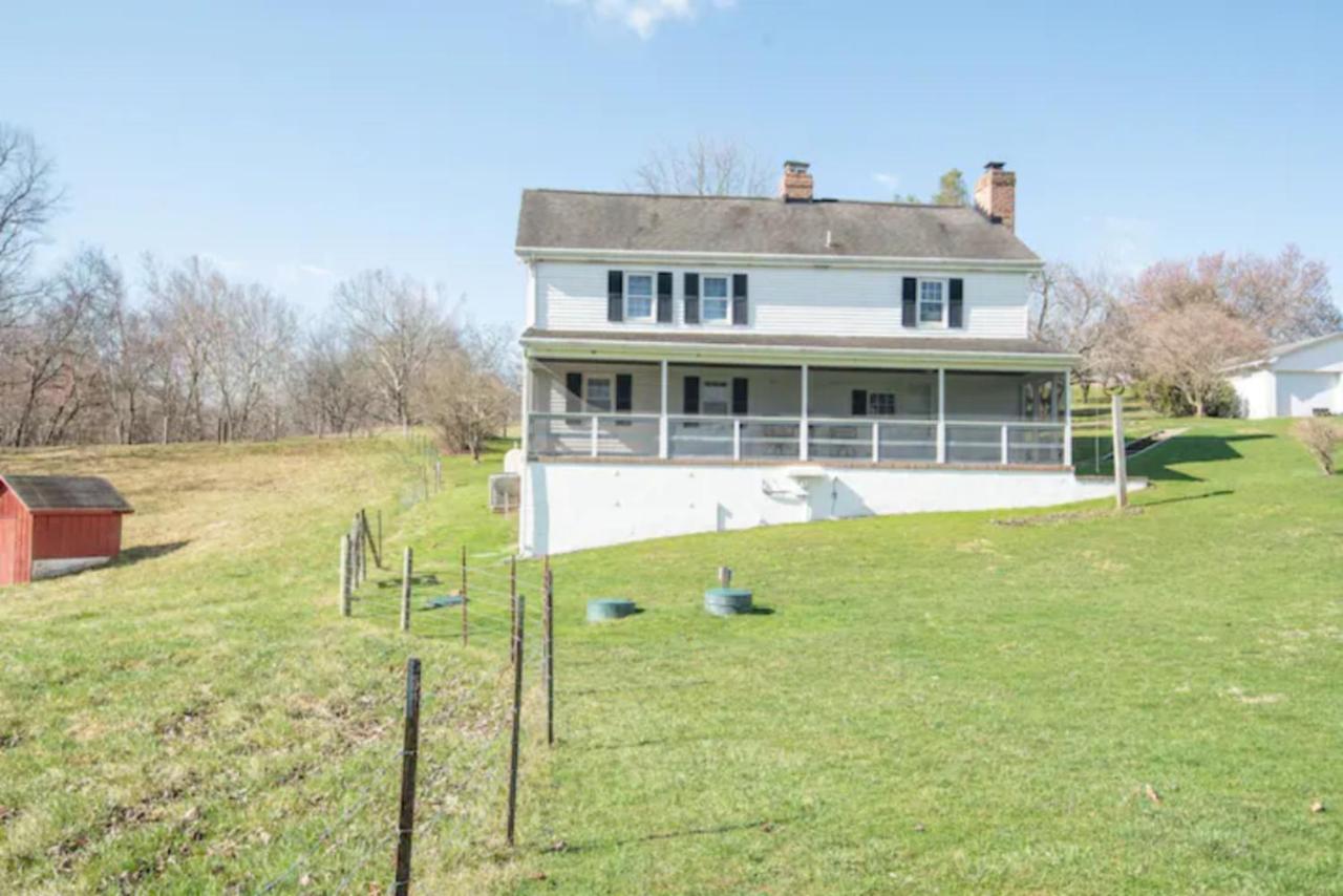 Peaceful Hollow - B&B