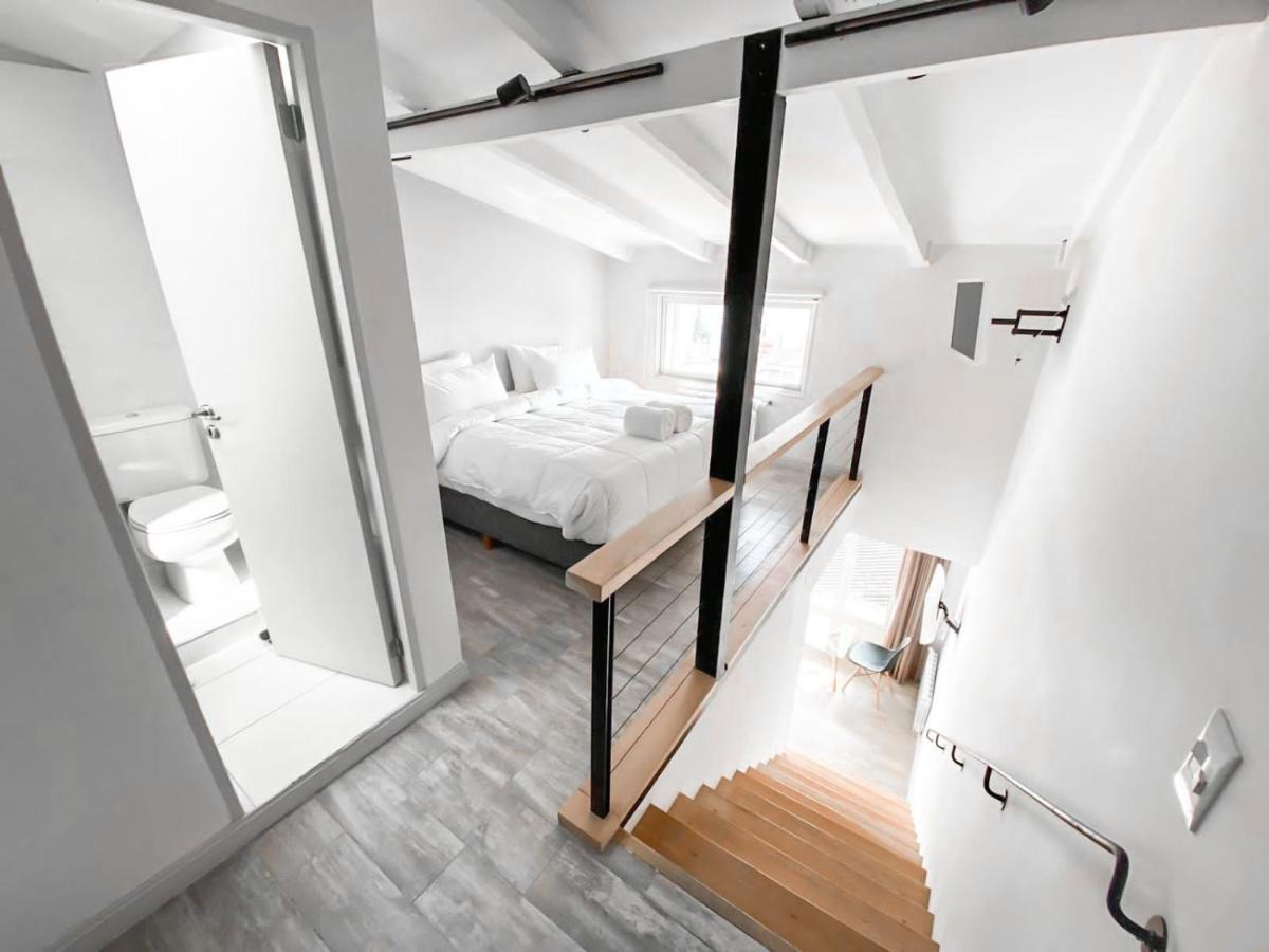 Studio - Split Level