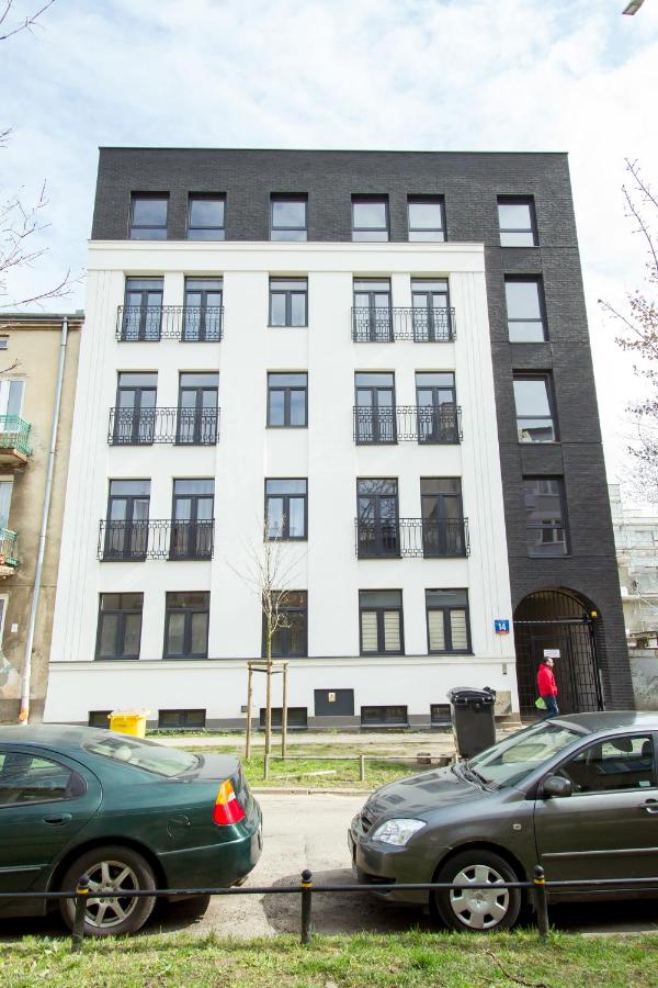 Nowy Apartment przy Placu Szembeka - B&B