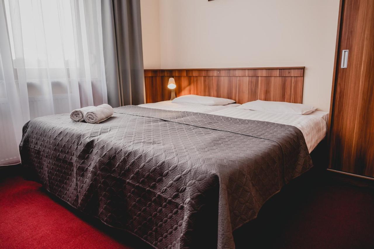 Large Twin Room