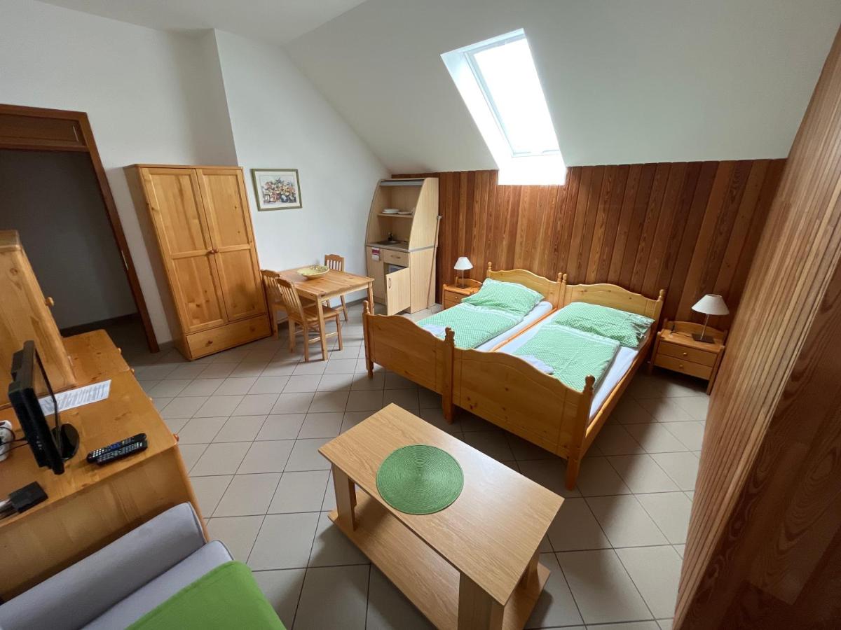 Twin Room with Bathroom