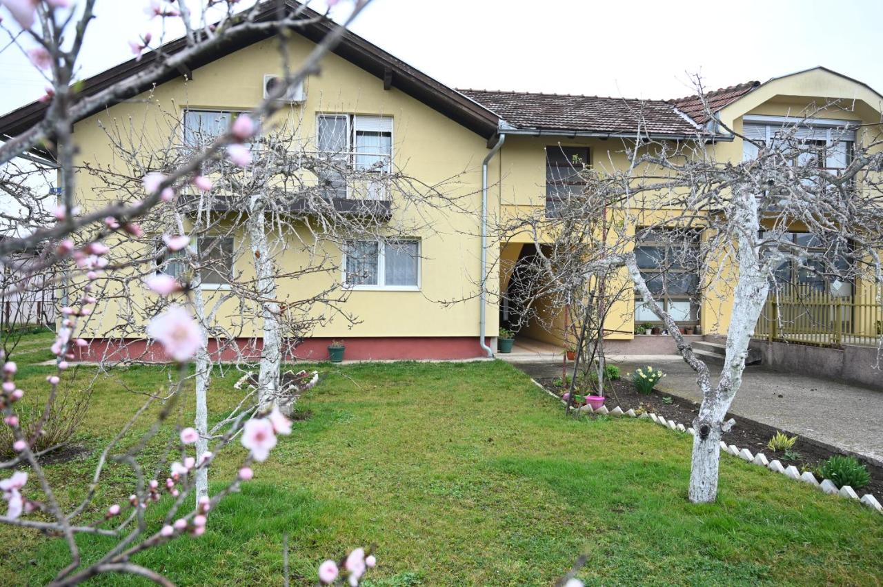 Apartman Sena - Bed and Breakfast Laktaši