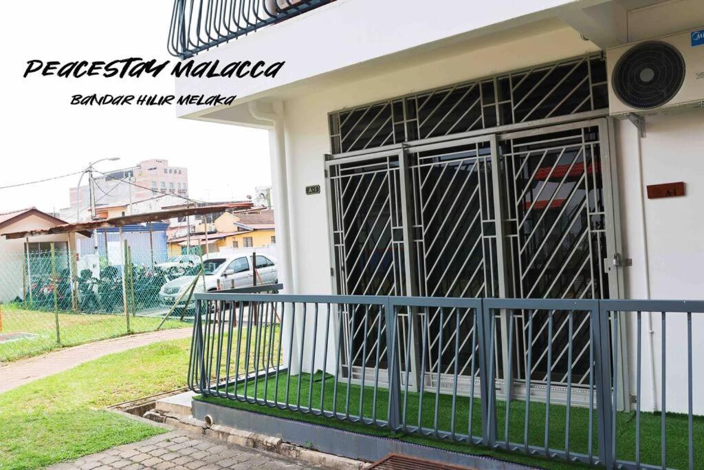 Melaka City Peacestay 3BR 7-11PAX 7min to Jonker St - Chambres d’hôtes