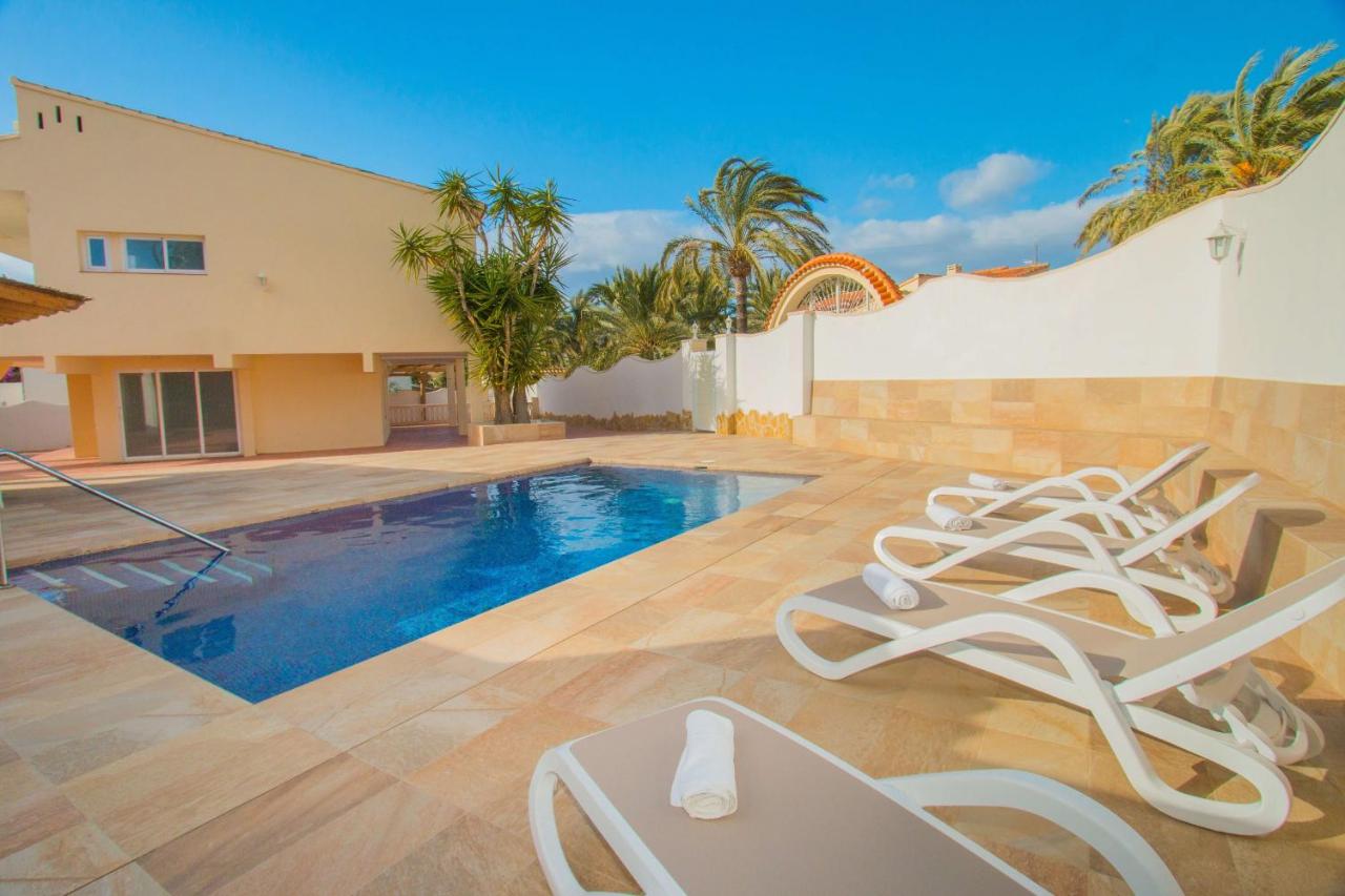 Villa Corina - Plusholidays - B&B Calpe