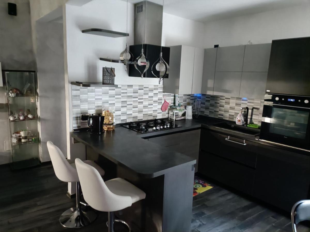Nathan House,Teano - B&B Roma