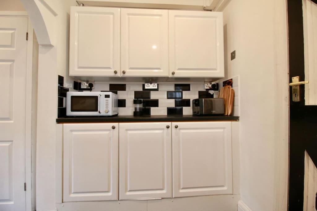 The Little Cottage By Air Premier - B&B Seaford