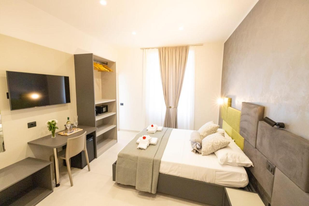Double or Twin Room with Private Bathroom