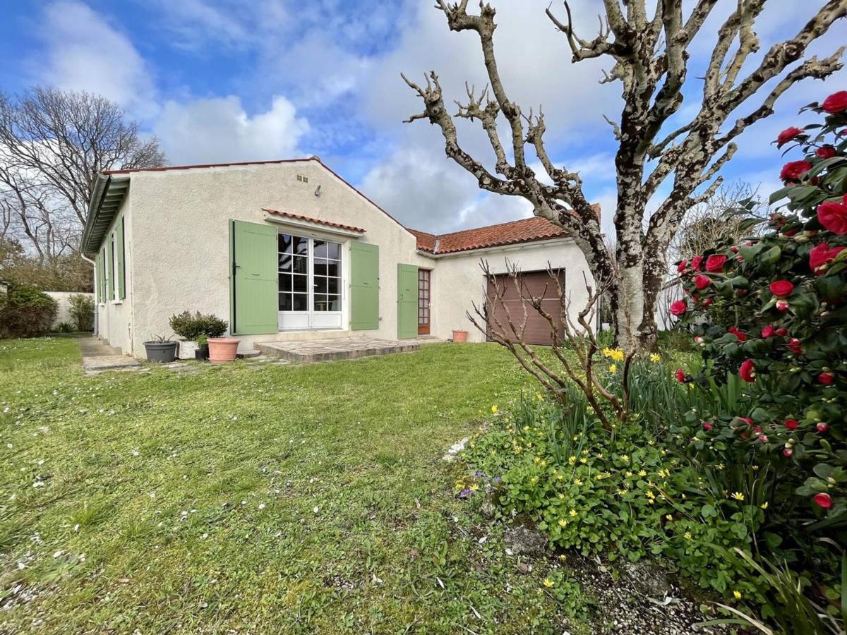 Maison de vacances plage et forêt à Saint-Georges-d'Oléron – 6 couchages, jardin, terrasse, WIFI - FR-1-246A-80 - B&B