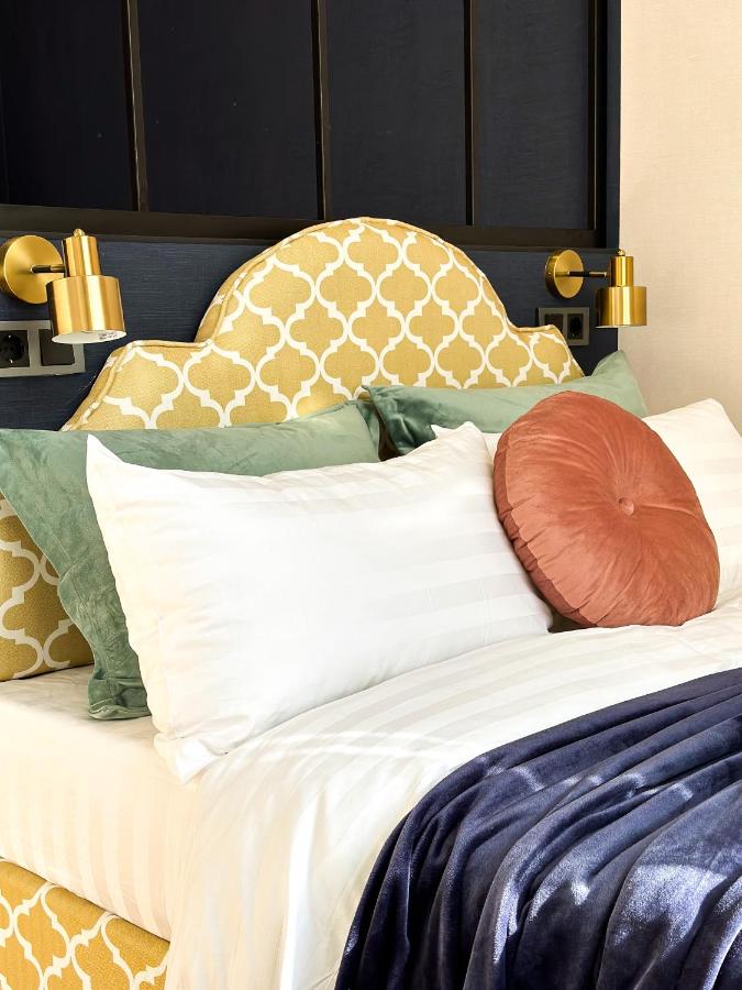 NEW Stylish Studio across TSUM - Bed and Breakfast Bisjkek