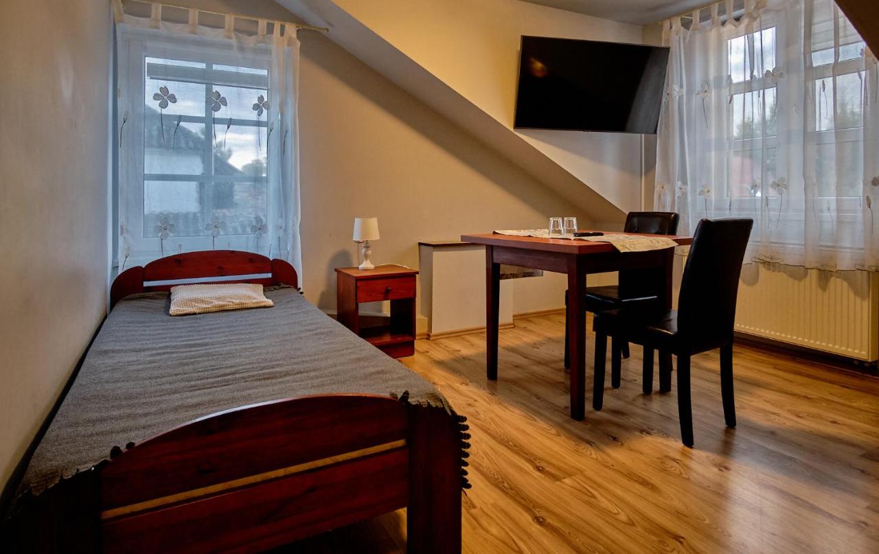 Dreibettzimmer mit eigenem Bad