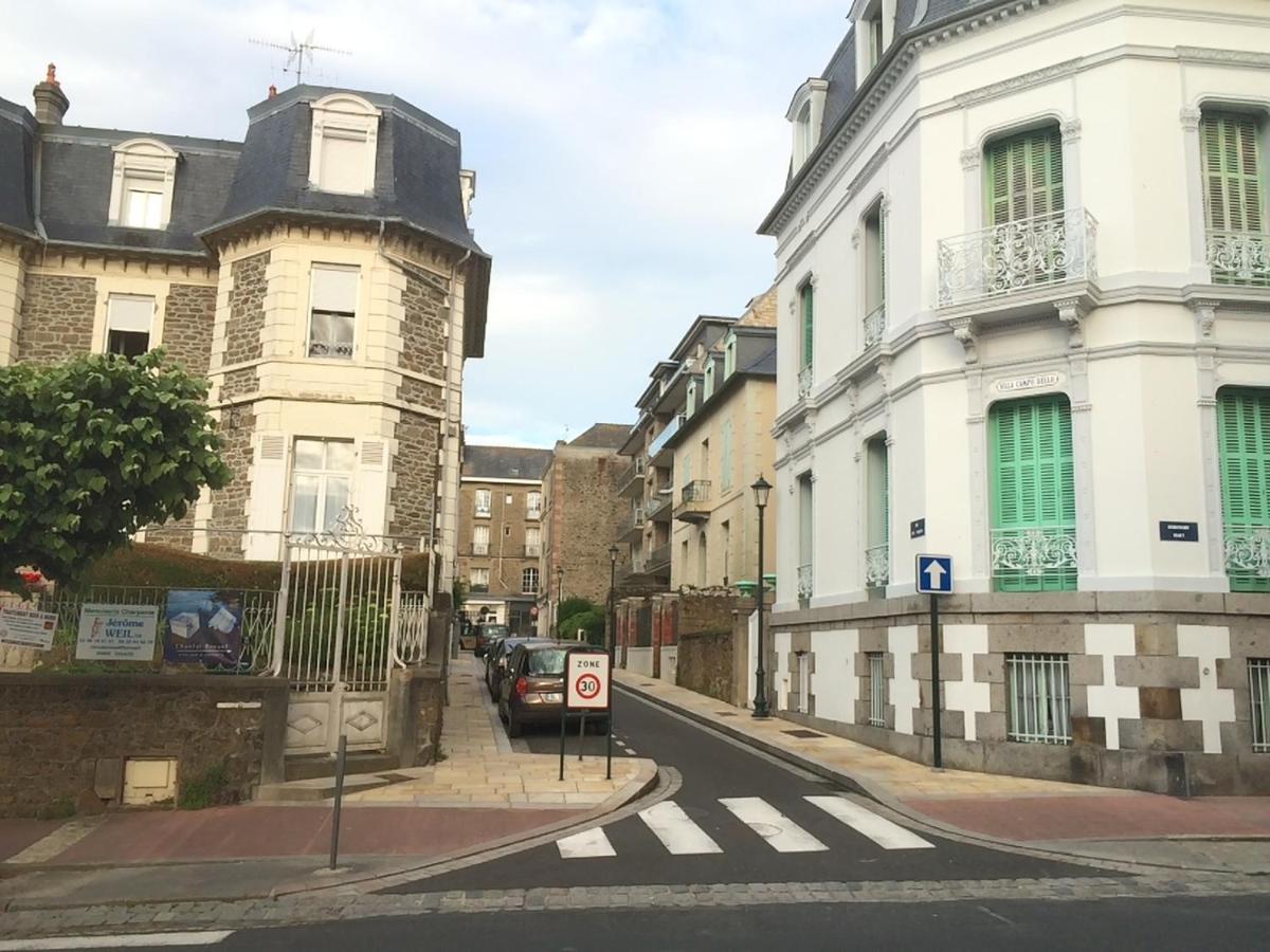 appartement Dinard hyper centre plage de l'Ecluse - B&B