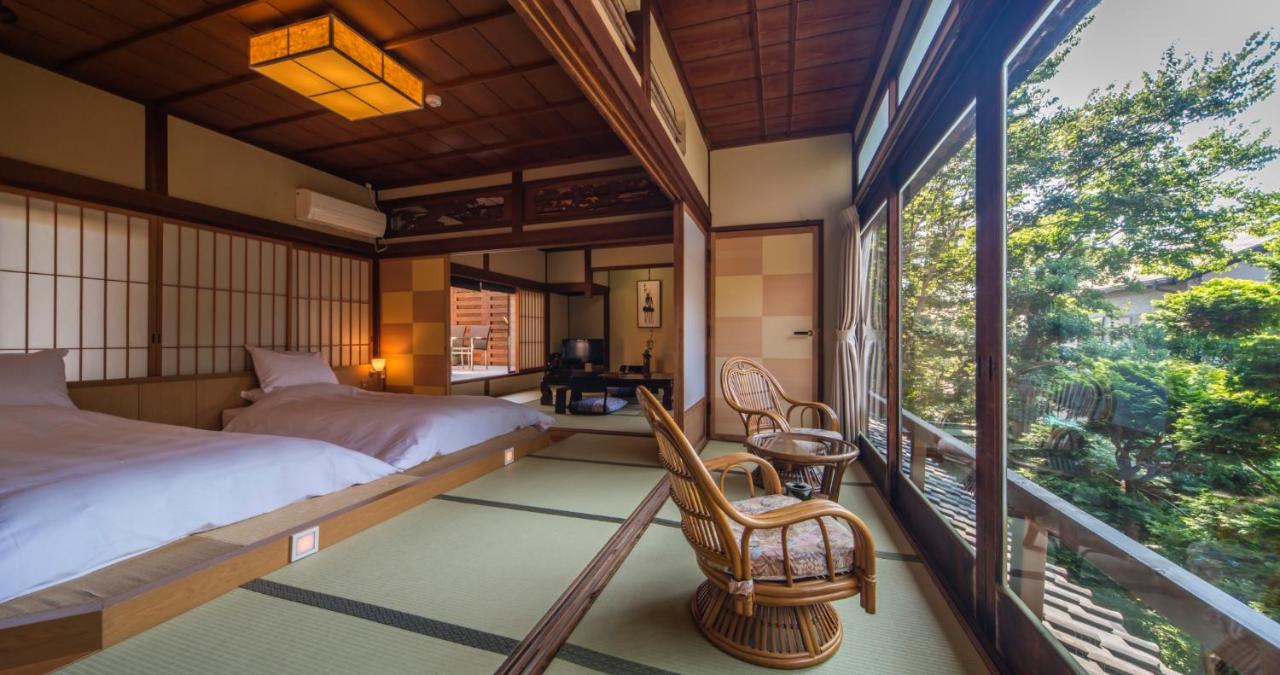 Japanese-Style Room