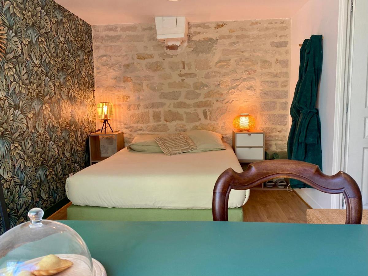 Chambre Cocoon dans une maison avec SPA et jardin en centre ville - Chambres d’hôtes Dijon