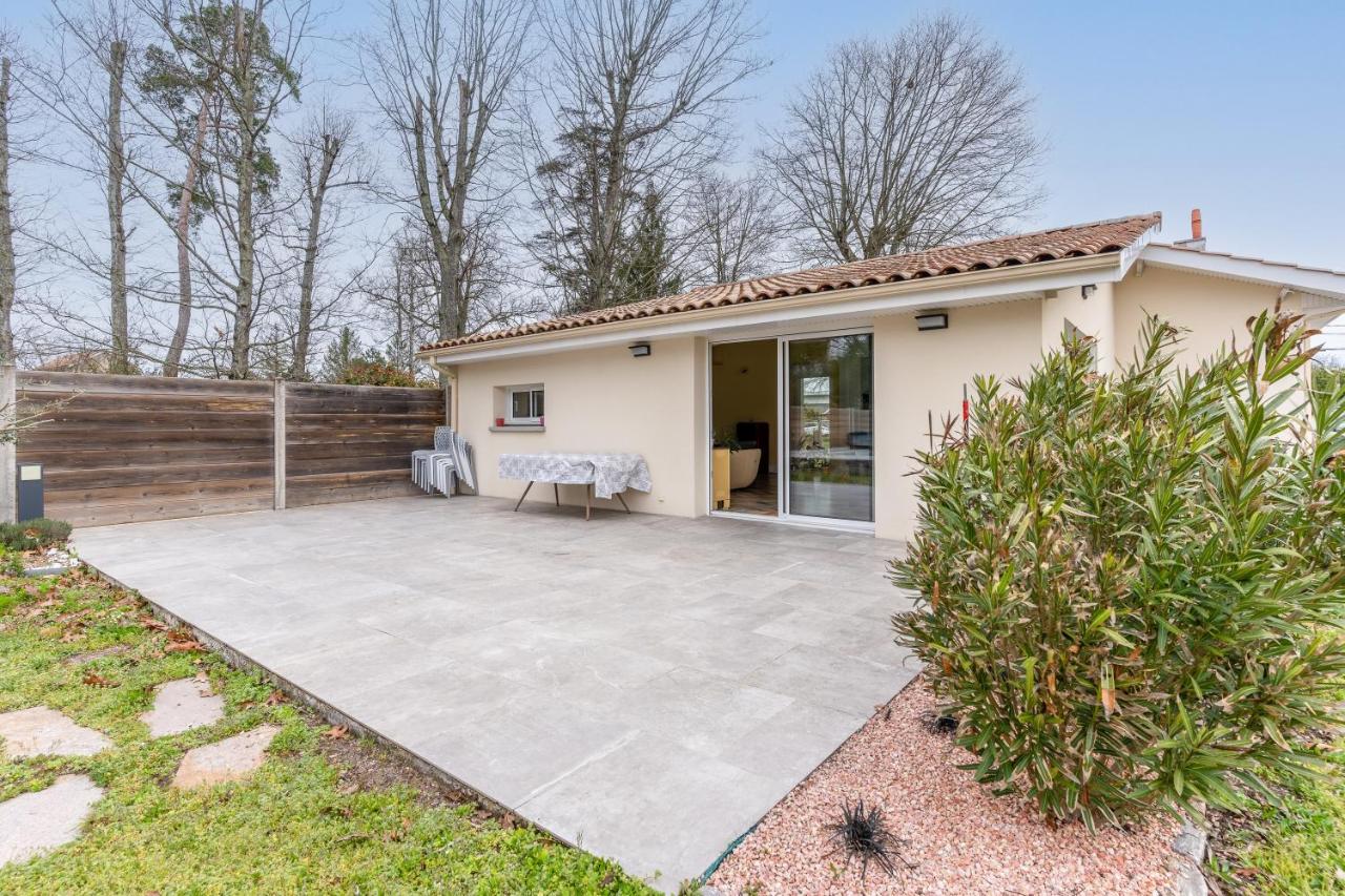 La Muscadelle - Maison familiale avec piscine - B&B