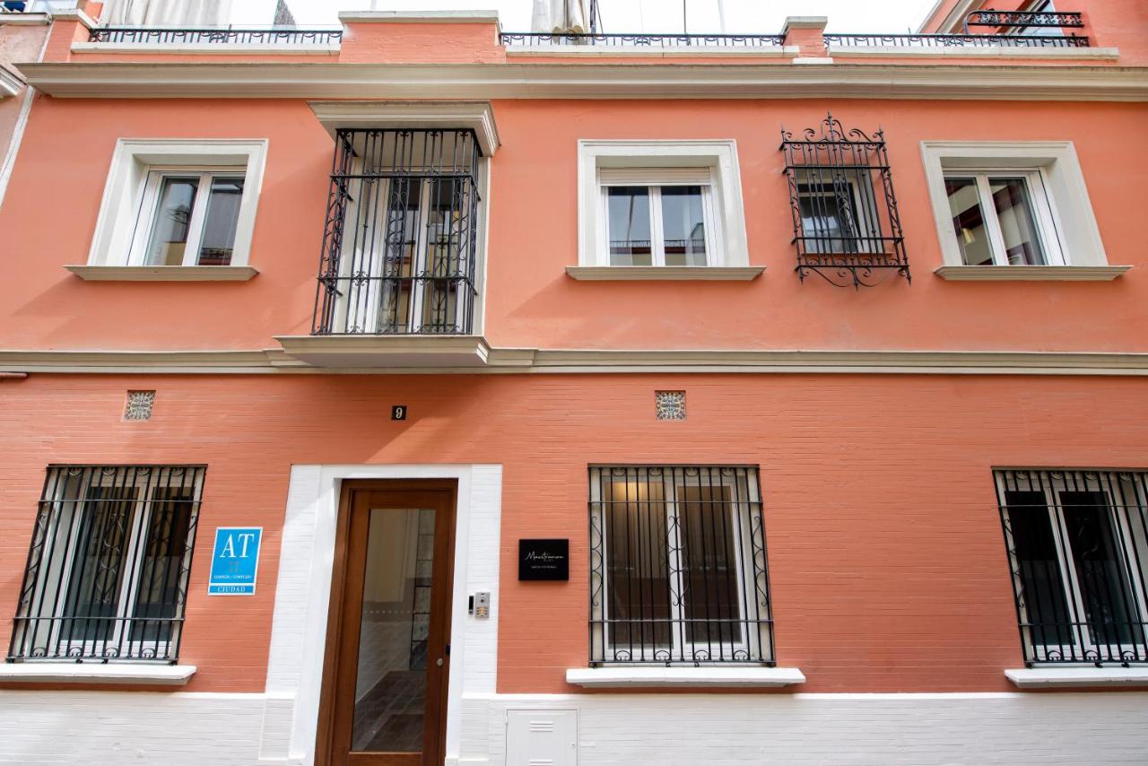 Suites Maestranza - Santas Patronas by Magno Apartments - Ferienwohnung