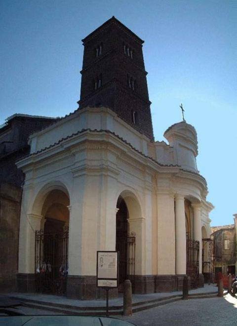 Il Salotto di Milar - Bed and Breakfast Sutri