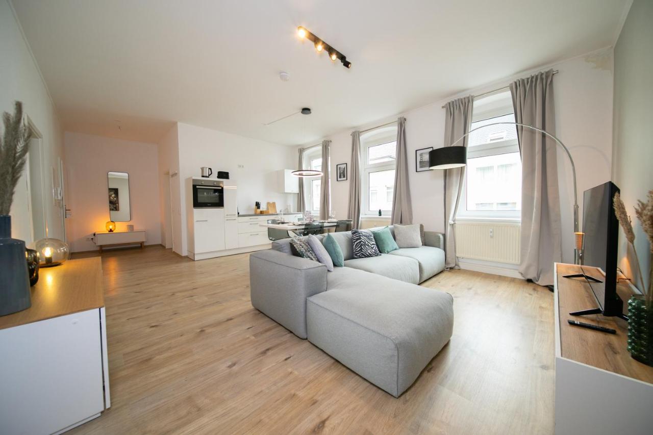 Favorite Stays - Suite And More - Kitchen - B&B Neuss