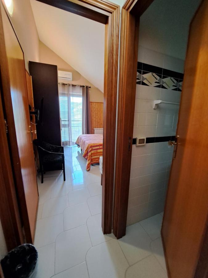 Basic Triple Room