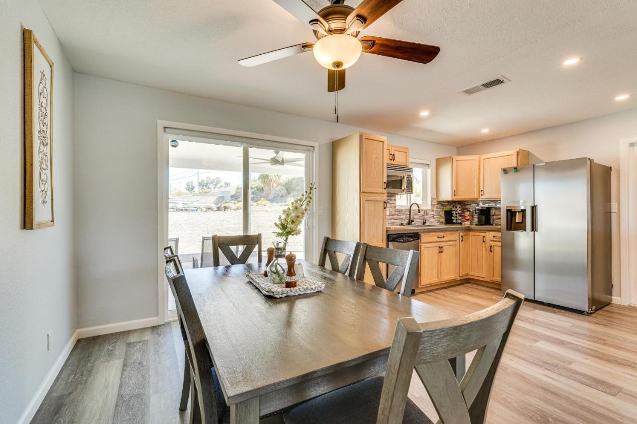 2 Mi to Lake Havasu Home with Patio! - B&B