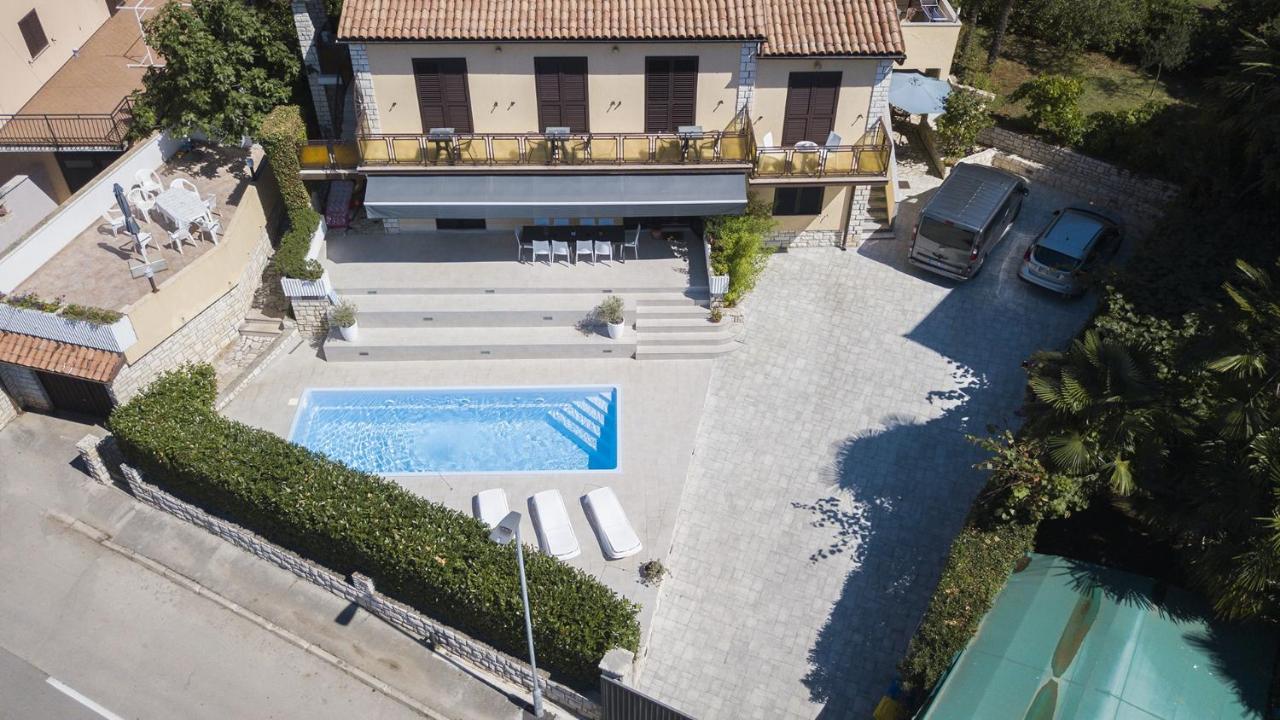House Marcone - pool - B&B Rovigno