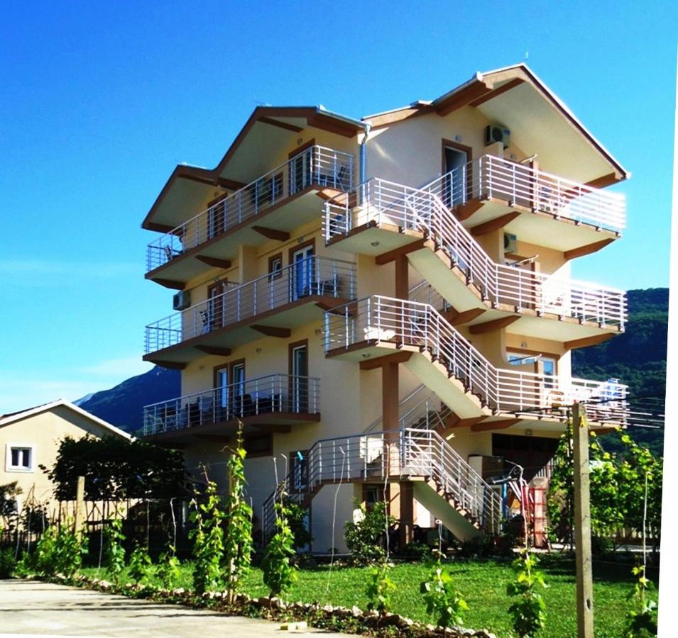 Apartments Nedovic-Jaz - B&B