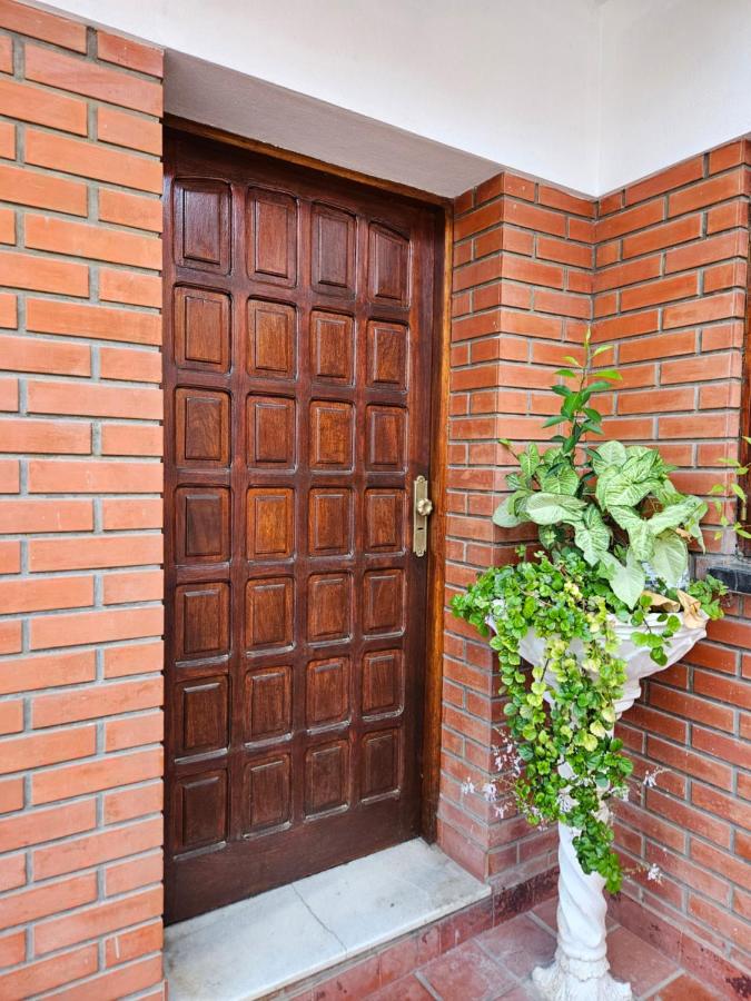 B&B San Salvador de Jujuy - Casita morena - Bed and Breakfast San Salvador de Jujuy