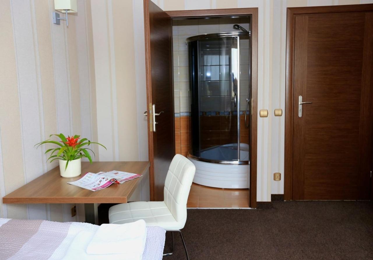 Standard Zweibettzimmer