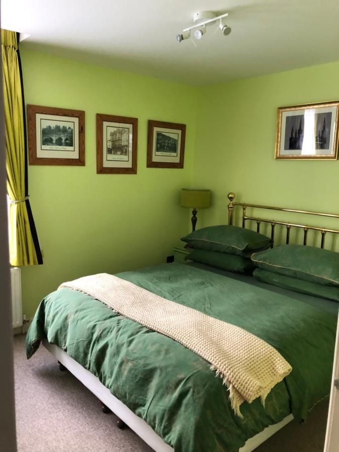 B&B Ludlow - Flat G, 8 Castle Street - Bed and Breakfast Ludlow