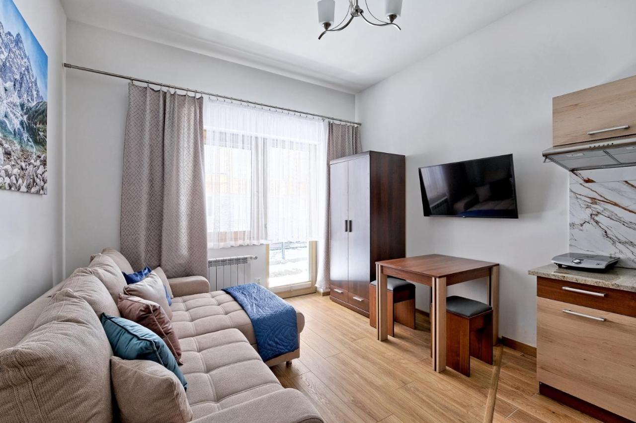 Studio Apartment no 102
