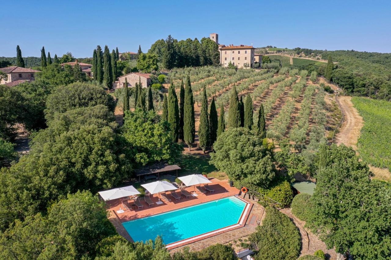 Borgo San Polino, villa with private pool - B&B