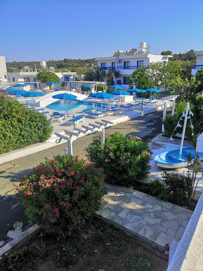 Flokkas Hotel Apartments - B&B