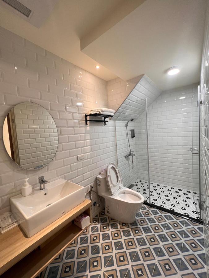 Twin Room with Private Bathroom