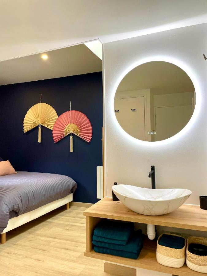 Soleil levant - T2 avec terrasse proche Gare - Bed and Breakfast Amiens