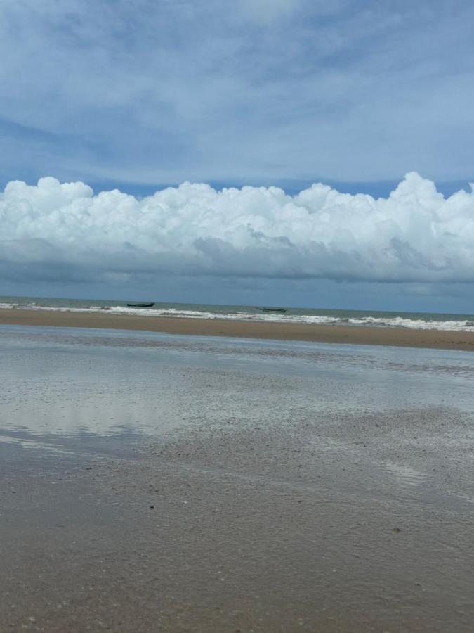 Bangalô Encantador Praia da Baleia - B&B