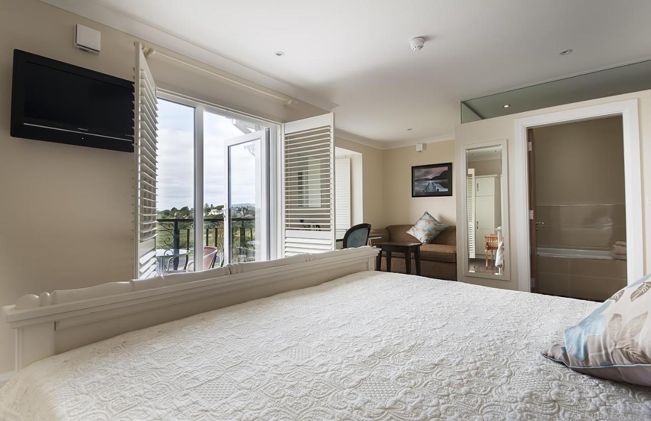Superior Double Room with Bay View