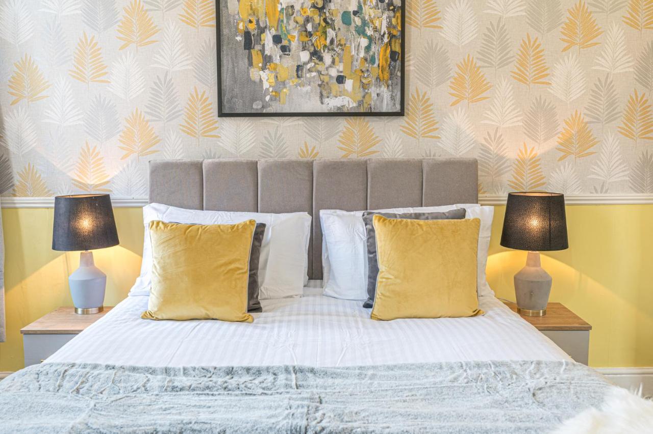Stylish Luxury Large 4BR KingBed - B&B