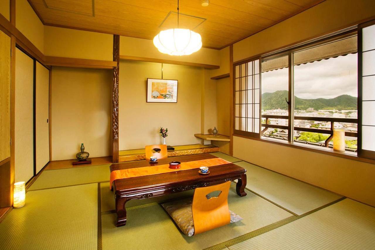 Japanese-Style Quadruple Room