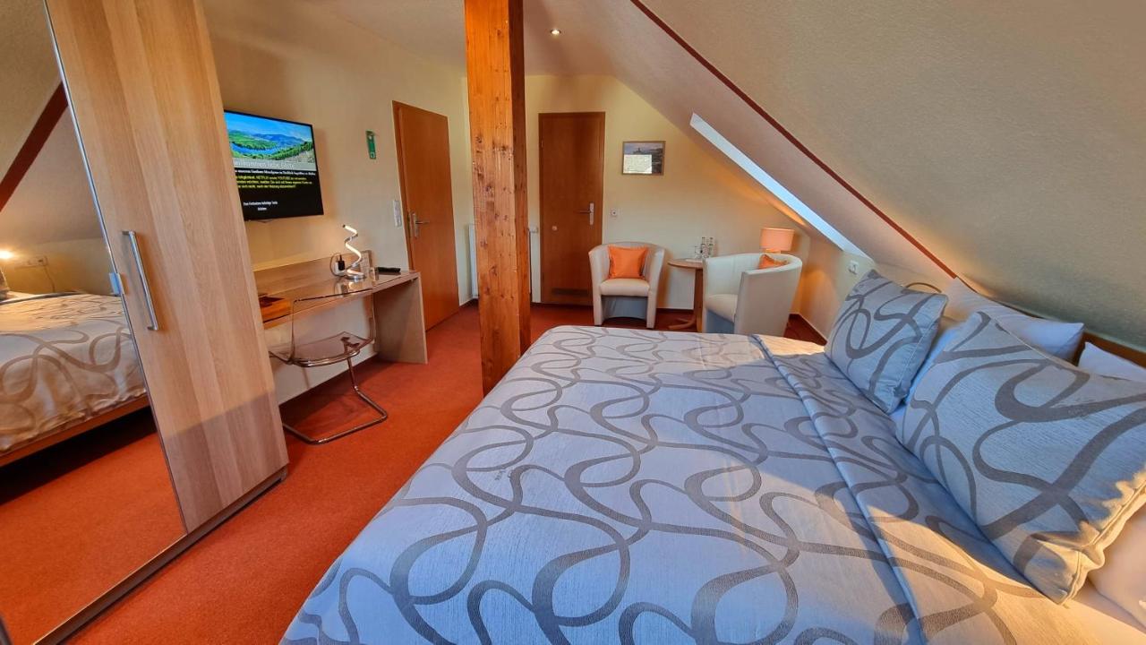 Double Room with Mountain View
